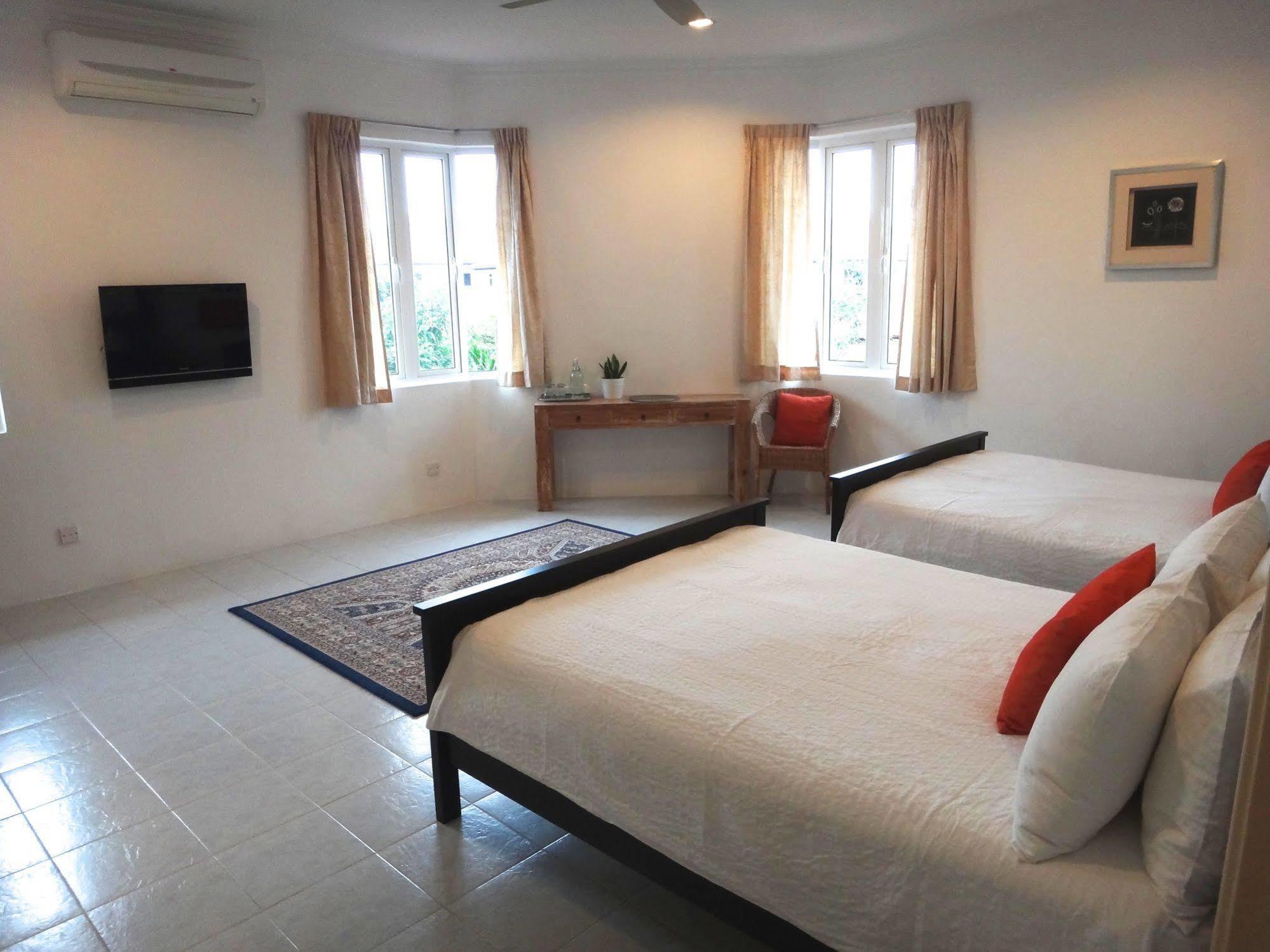 Rumah Putih Near Klia Sepang Dış mekan fotoğraf