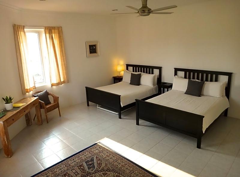 Rumah Putih Near Klia Sepang Dış mekan fotoğraf